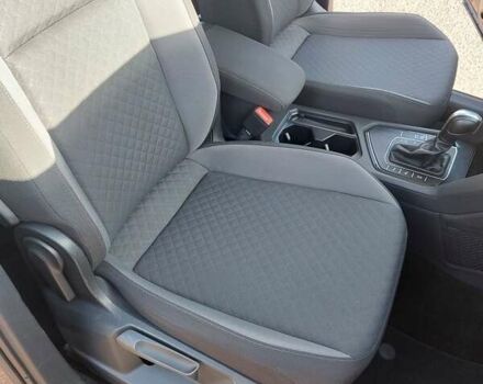 Черный Фольксваген Тигуан, объемом двигателя 1.98 л и пробегом 196 тыс. км за 21700 $, фото 38 на Automoto.ua