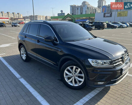 Черный Фольксваген Тигуан, объемом двигателя 2 л и пробегом 67 тыс. км за 26500 $, фото 5 на Automoto.ua