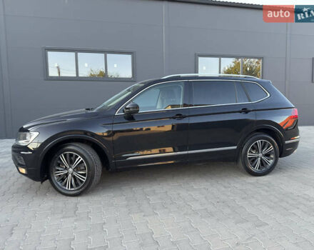 Черный Фольксваген Тигуан, объемом двигателя 2 л и пробегом 231 тыс. км за 16300 $, фото 45 на Automoto.ua