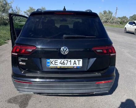 Черный Фольксваген Тигуан, объемом двигателя 1.98 л и пробегом 112 тыс. км за 20500 $, фото 3 на Automoto.ua