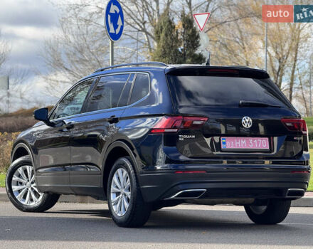 Чорний Фольксваген Тігуан, об'ємом двигуна 2 л та пробігом 109 тис. км за 18950 $, фото 3 на Automoto.ua