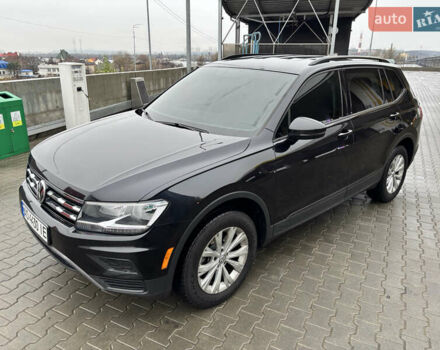 Чорний Фольксваген Тігуан, об'ємом двигуна 1.98 л та пробігом 175 тис. км за 14750 $, фото 1 на Automoto.ua