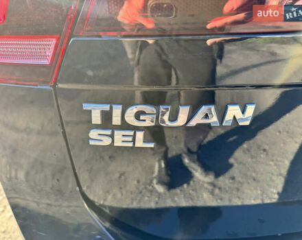 Черный Фольксваген Тигуан, объемом двигателя 2 л и пробегом 133 тыс. км за 11900 $, фото 18 на Automoto.ua