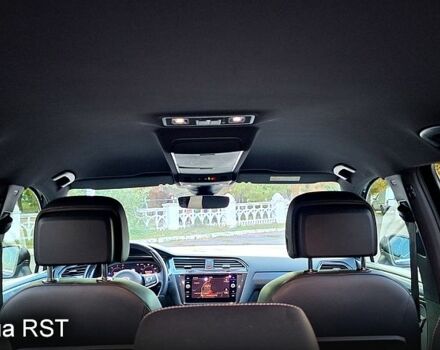 Чорний Фольксваген Тігуан, об'ємом двигуна 2 л та пробігом 237 тис. км за 27900 $, фото 8 на Automoto.ua