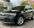 Черный Фольксваген Тигуан, объемом двигателя 1.98 л и пробегом 170 тыс. км за 22499 $, фото 1 на Automoto.ua
