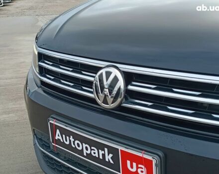 Черный Фольксваген Тигуан, объемом двигателя 2 л и пробегом 190 тыс. км за 23200 $, фото 14 на Automoto.ua