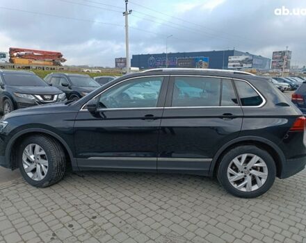 Черный Фольксваген Тигуан, объемом двигателя 2 л и пробегом 190 тыс. км за 23200 $, фото 3 на Automoto.ua