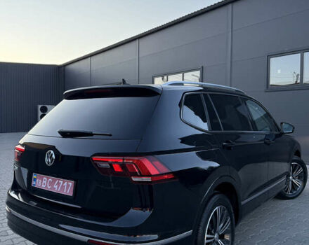 Черный Фольксваген Тигуан, объемом двигателя 2 л и пробегом 231 тыс. км за 16300 $, фото 50 на Automoto.ua