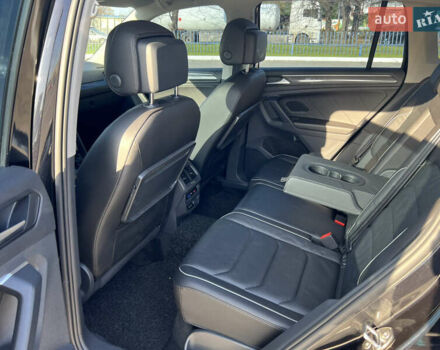 Черный Фольксваген Тигуан, объемом двигателя 2 л и пробегом 67 тыс. км за 26500 $, фото 23 на Automoto.ua