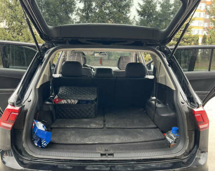 Черный Фольксваген Тигуан, объемом двигателя 2 л и пробегом 130 тыс. км за 18500 $, фото 13 на Automoto.ua