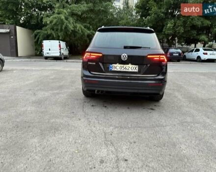 Чорний Фольксваген Тігуан, об'ємом двигуна 1.98 л та пробігом 190 тис. км за 20500 $, фото 9 на Automoto.ua