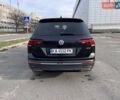 Черный Фольксваген Тигуан, объемом двигателя 2 л и пробегом 66 тыс. км за 24000 $, фото 4 на Automoto.ua