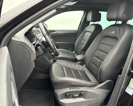 Черный Фольксваген Тигуан, объемом двигателя 2 л и пробегом 102 тыс. км за 18500 $, фото 10 на Automoto.ua