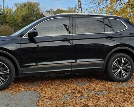 Чорний Фольксваген Тігуан, об'ємом двигуна 1.98 л та пробігом 314 тис. км за 15200 $, фото 6 на Automoto.ua