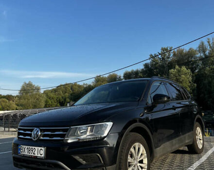 Черный Фольксваген Тигуан, объемом двигателя 1.98 л и пробегом 101 тыс. км за 15300 $, фото 1 на Automoto.ua