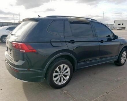 Черный Фольксваген Тигуан, объемом двигателя 0 л и пробегом 140 тыс. км за 12000 $, фото 2 на Automoto.ua