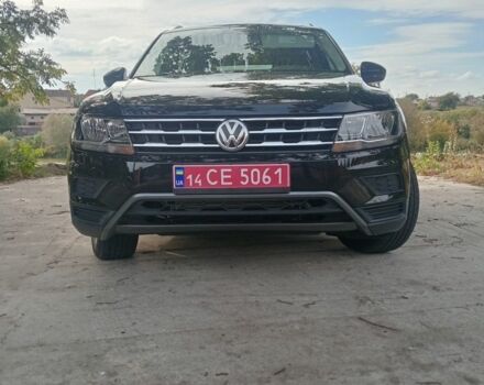 Черный Фольксваген Тигуан, объемом двигателя 2 л и пробегом 122 тыс. км за 19100 $, фото 7 на Automoto.ua