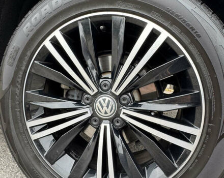 Черный Фольксваген Тигуан, объемом двигателя 1.98 л и пробегом 103 тыс. км за 31000 $, фото 16 на Automoto.ua