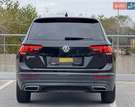 Черный Фольксваген Тигуан, объемом двигателя 1.98 л и пробегом 117 тыс. км за 19650 $, фото 9 на Automoto.ua