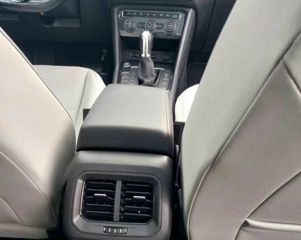 Черный Фольксваген Тигуан, объемом двигателя 2 л и пробегом 76 тыс. км за 9300 $, фото 6 на Automoto.ua