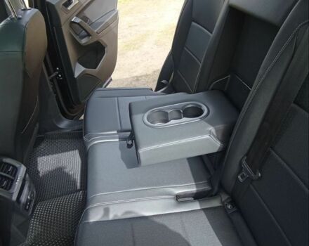 Черный Фольксваген Тигуан, объемом двигателя 2 л и пробегом 110 тыс. км за 25500 $, фото 15 на Automoto.ua