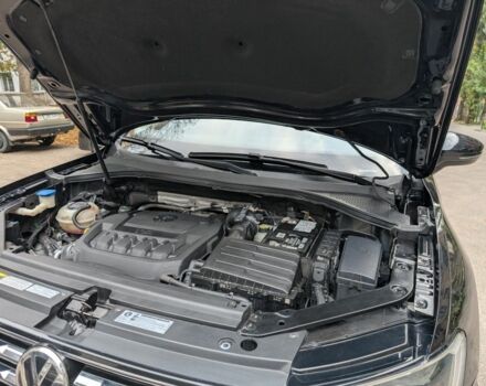 Черный Фольксваген Тигуан, объемом двигателя 2 л и пробегом 53 тыс. км за 20000 $, фото 7 на Automoto.ua