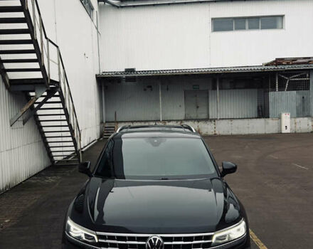 Чорний Фольксваген Тігуан, об'ємом двигуна 1.98 л та пробігом 101 тис. км за 19600 $, фото 4 на Automoto.ua