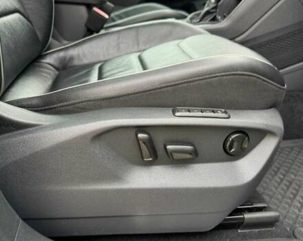 Чорний Фольксваген Тігуан, об'ємом двигуна 2 л та пробігом 223 тис. км за 27799 $, фото 23 на Automoto.ua