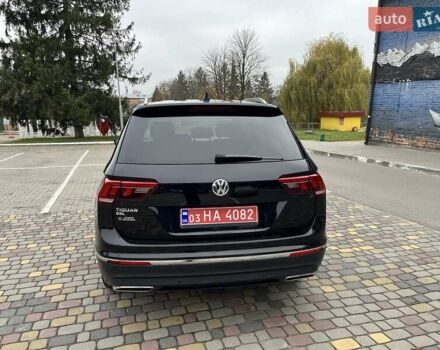 Чорний Фольксваген Тігуан, об'ємом двигуна 2 л та пробігом 124 тис. км за 19500 $, фото 10 на Automoto.ua