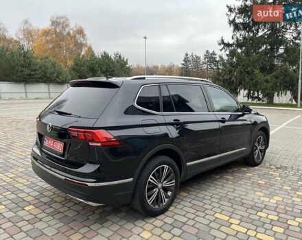 Чорний Фольксваген Тігуан, об'ємом двигуна 2 л та пробігом 124 тис. км за 19500 $, фото 11 на Automoto.ua
