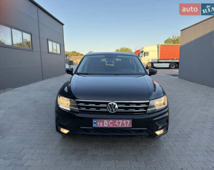 Черный Фольксваген Тигуан, объемом двигателя 2 л и пробегом 231 тыс. км за 16300 $, фото 32 на Automoto.ua