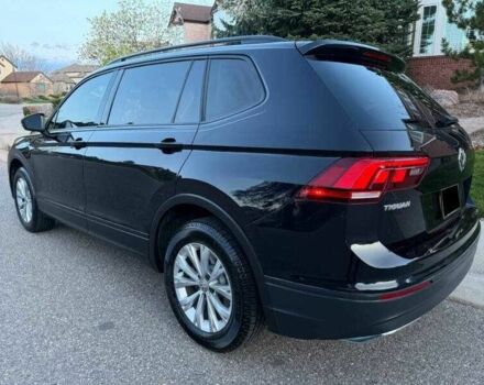 Черный Фольксваген Тигуан, объемом двигателя 2 л и пробегом 97 тыс. км за 4700 $, фото 1 на Automoto.ua