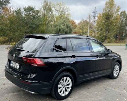 Черный Фольксваген Тигуан, объемом двигателя 2 л и пробегом 129 тыс. км за 19000 $, фото 3 на Automoto.ua