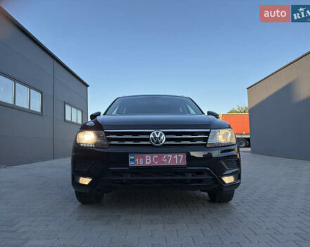 Черный Фольксваген Тигуан, объемом двигателя 2 л и пробегом 231 тыс. км за 16300 $, фото 43 на Automoto.ua