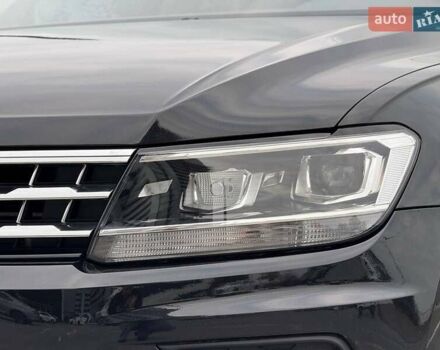 Черный Фольксваген Тигуан, объемом двигателя 1.98 л и пробегом 117 тыс. км за 19650 $, фото 2 на Automoto.ua