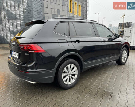 Чорний Фольксваген Тігуан, об'ємом двигуна 1.98 л та пробігом 175 тис. км за 14750 $, фото 8 на Automoto.ua