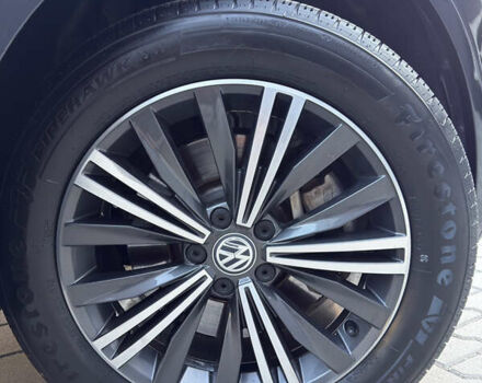 Черный Фольксваген Тигуан, объемом двигателя 2 л и пробегом 231 тыс. км за 16300 $, фото 25 на Automoto.ua