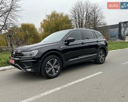 Чорний Фольксваген Тігуан, об'ємом двигуна 2 л та пробігом 124 тис. км за 19500 $, фото 97 на Automoto.ua