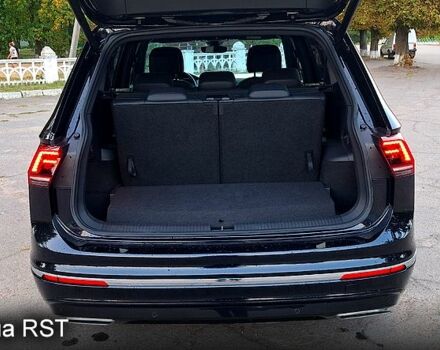 Чорний Фольксваген Тігуан, об'ємом двигуна 2 л та пробігом 237 тис. км за 27900 $, фото 9 на Automoto.ua