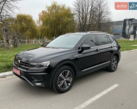 Чорний Фольксваген Тігуан, об'ємом двигуна 2 л та пробігом 124 тис. км за 19500 $, фото 68 на Automoto.ua