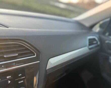 Черный Фольксваген Тигуан, объемом двигателя 2 л и пробегом 109 тыс. км за 11800 $, фото 10 на Automoto.ua