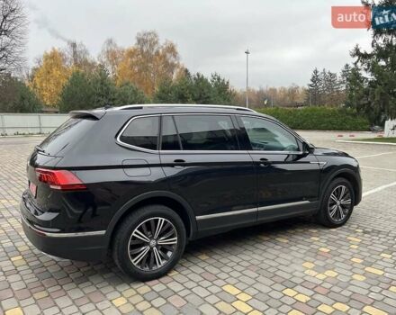 Чорний Фольксваген Тігуан, об'ємом двигуна 2 л та пробігом 124 тис. км за 19500 $, фото 13 на Automoto.ua