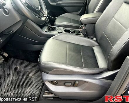 Черный Фольксваген Тигуан, объемом двигателя 2 л и пробегом 170 тыс. км за 21500 $, фото 9 на Automoto.ua