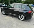 Черный Фольксваген Тигуан, объемом двигателя 2 л и пробегом 175 тыс. км за 23211 $, фото 3 на Automoto.ua