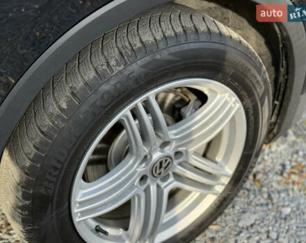 Черный Фольксваген Тигуан, объемом двигателя 2 л и пробегом 70 тыс. км за 16700 $, фото 10 на Automoto.ua