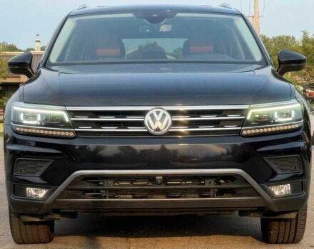 Черный Фольксваген Тигуан, объемом двигателя 2 л и пробегом 45 тыс. км за 6800 $, фото 1 на Automoto.ua