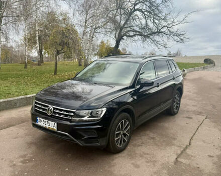 Чорний Фольксваген Тігуан, об'ємом двигуна 2 л та пробігом 159 тис. км за 19000 $, фото 9 на Automoto.ua