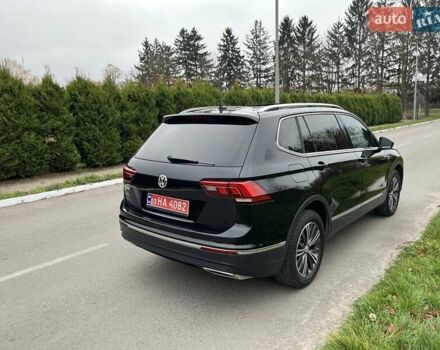 Чорний Фольксваген Тігуан, об'ємом двигуна 2 л та пробігом 124 тис. км за 19500 $, фото 79 на Automoto.ua