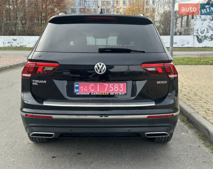 Черный Фольксваген Тигуан, объемом двигателя 2 л и пробегом 43 тыс. км за 19650 $, фото 8 на Automoto.ua