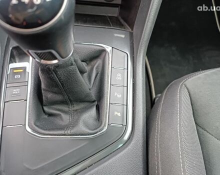 Черный Фольксваген Тигуан, объемом двигателя 2 л и пробегом 190 тыс. км за 23200 $, фото 25 на Automoto.ua